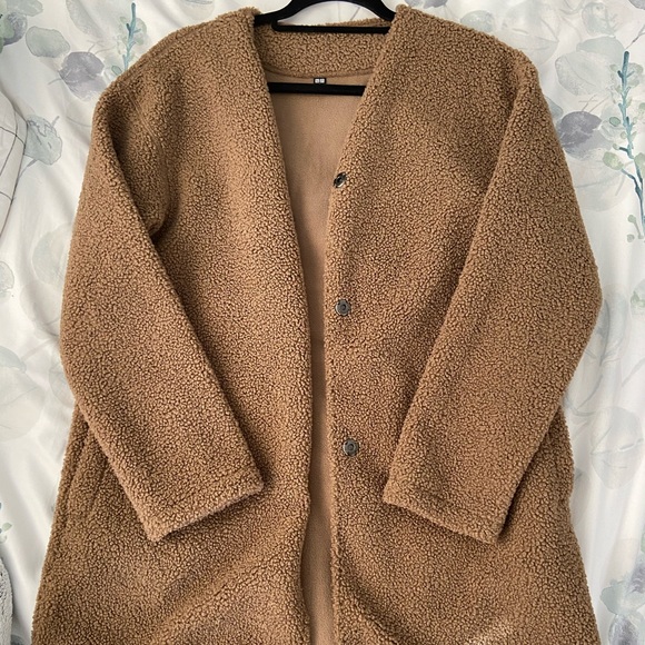*SOLD* Uniqlo long teddy coat - Picture 1 of 3